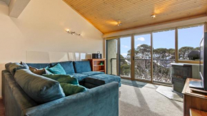 Razorback 7, Hotham Heights